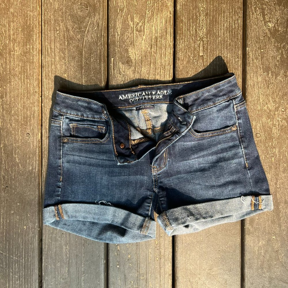 shorts - Picture 2 of 5